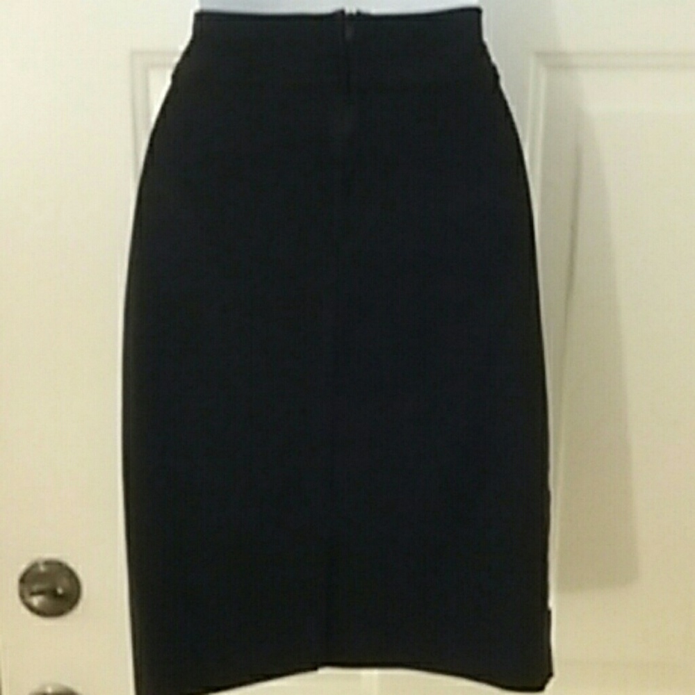 Mini Skirt - Picture 2 of 2
